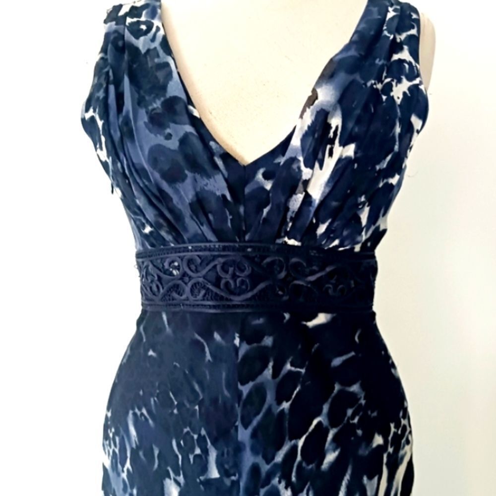 Kay Unger New York Print V Neck Waist Lace Dress Blue Sz 2